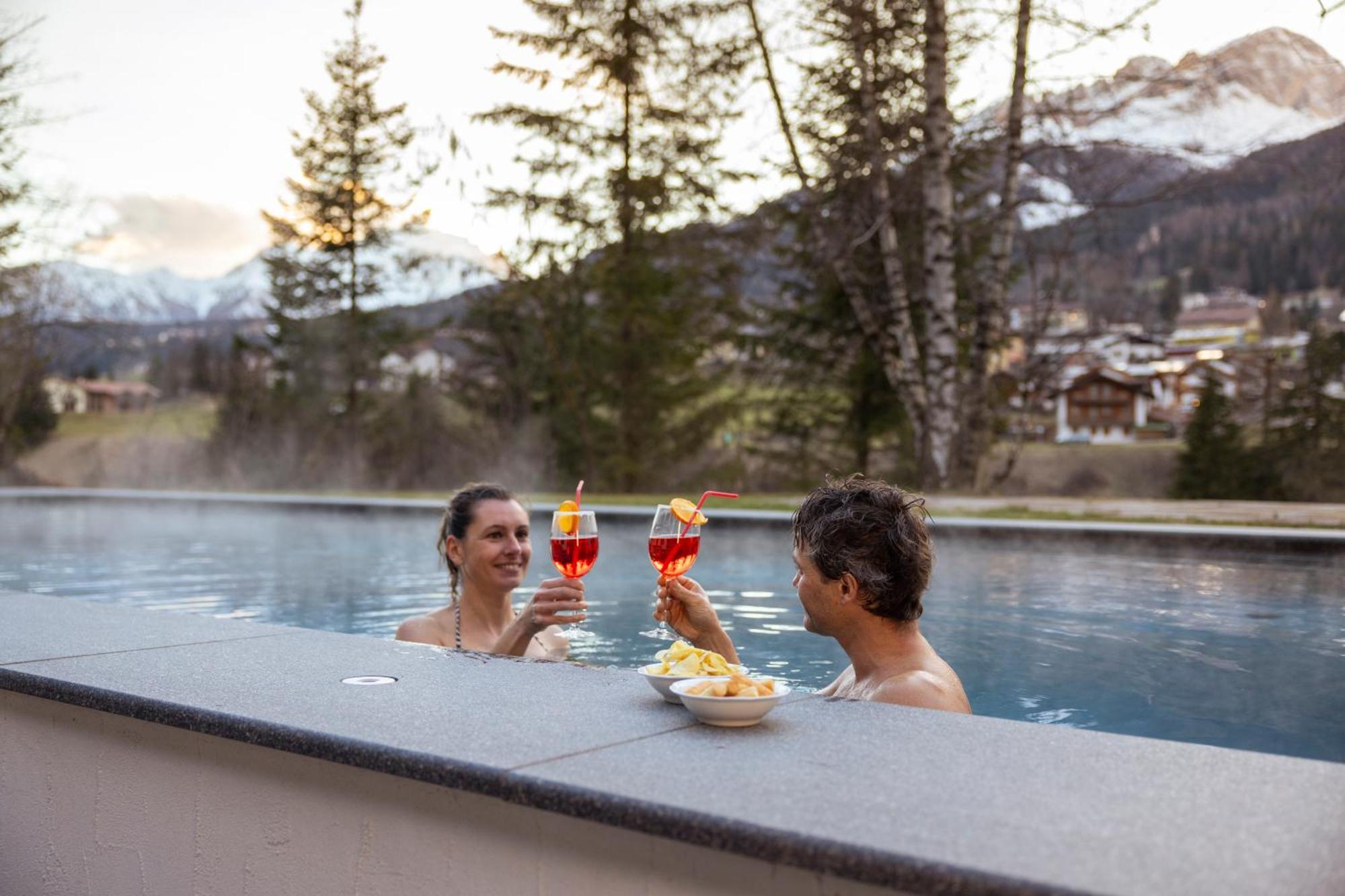 Hotel Terme Antico Bagno Pozza di Fassa Eksteriør billede