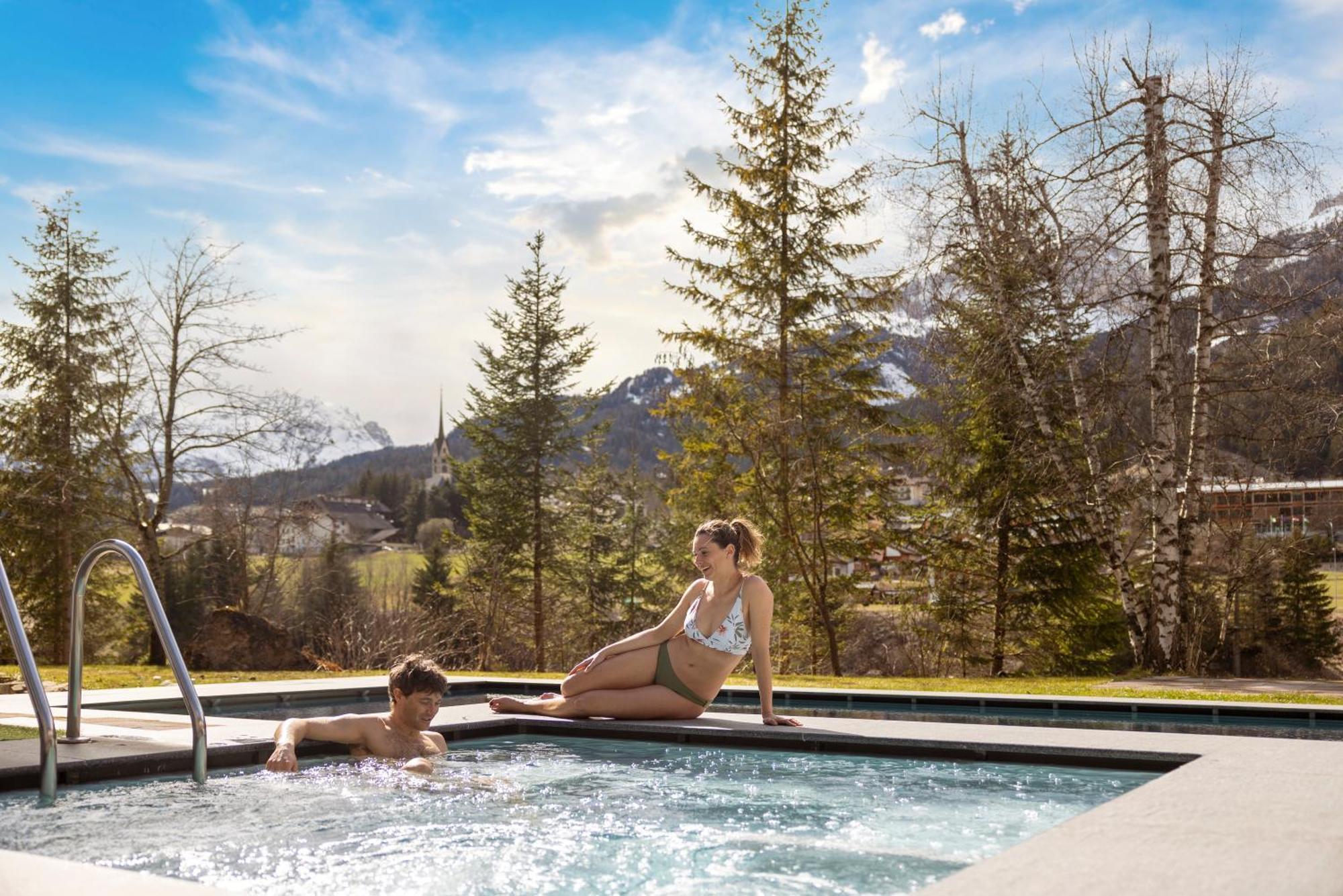 Hotel Terme Antico Bagno Pozza di Fassa Eksteriør billede